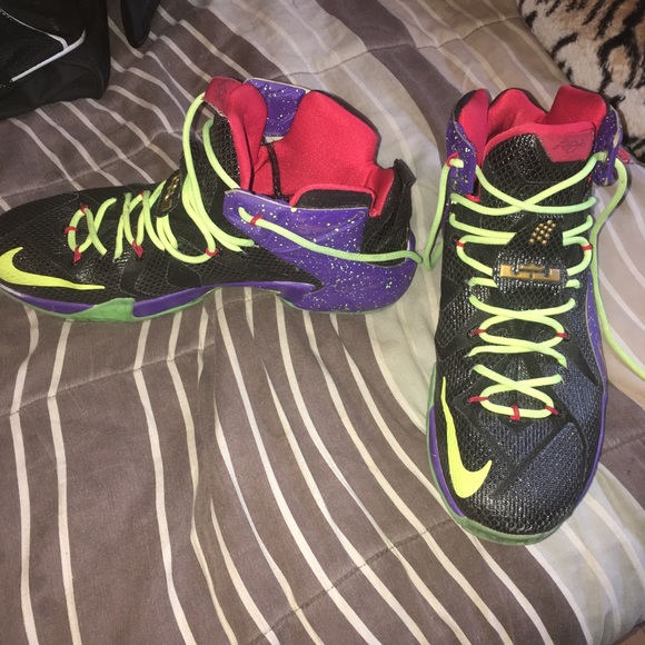 Lebron James Custom 12 - Picture 1 of 4